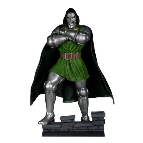 Pre-Order Mcfarlane Marvel Wave 8 Doctor Doom 1 16 Scale Posed Figure with Scene and Comic